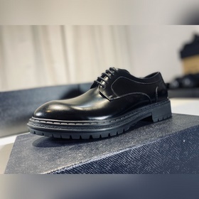 Оригинальная модель! Новая коллекция Prada, синхронная продажа в 