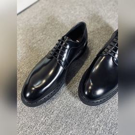 Оригинальная модель! Новая коллекция Prada, синхронная продажа в 
