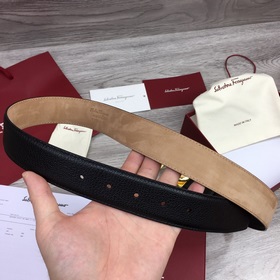 Ширина 3,5 см, длина 80-110 см.