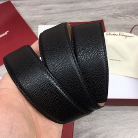 Ширина 3,5 см, длина 80-110 см.