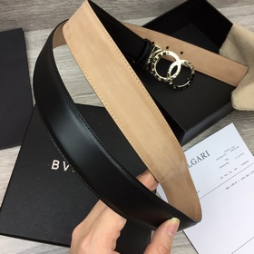 Ширина 3,5 см, длина 90-110 см.