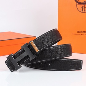 Ширина 3,8 см, длина 80-110 см.