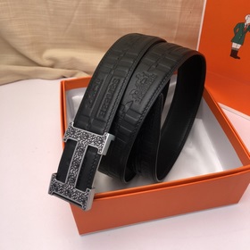 Ширина 3,8 см, длина 80-110 см.