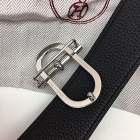 Ширина 3,8 см, длина 80-110 см.
