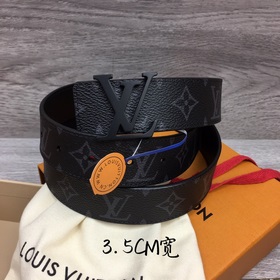 Ширина 3,5 см, длина 80-110 см.