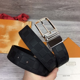 Ширина 3,5 см, длина 80-110 см.