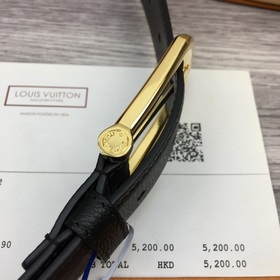 Ширина 3,5 см, длина 80-110 см.