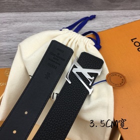 Ширина 3,5 см, длина 80-110 см.