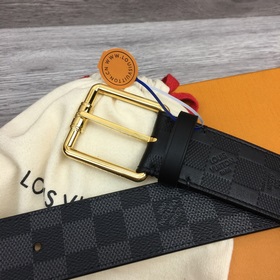 Ширина 4,0 см, длина 80-110 см.