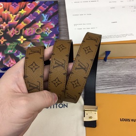 Ширина 2,5 см, длина 80-110 см.