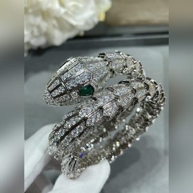 Материал： 1400520. Большой браслет Bulgari с тремя рядами бриллиа