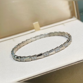 Bulgari Модный браслет в форме змеи, изготовленный из высококачес
