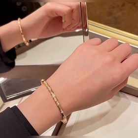 Bulgari Модный браслет в форме змеи, изготовленный из высококачес
