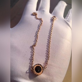 Двусторонний вращающийся браслет Bulgari из черно-белой керамики 
