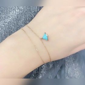 Материал V-Gold 2110170. Браслет Bulgari с небольшими веерообразн