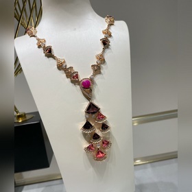 Коллекция Bulgari：