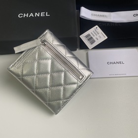 CHANEL Классический короткий кошелек с тремя складками, модель A