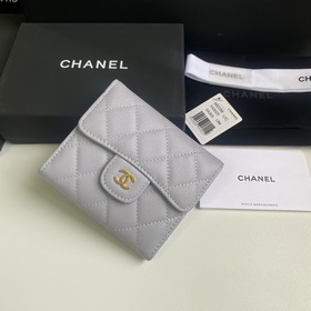 CHANEL Классический короткий кошелек с тремя складками, модель A