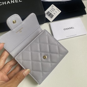 CHANEL Классический короткий кошелек с тремя складками, модель A