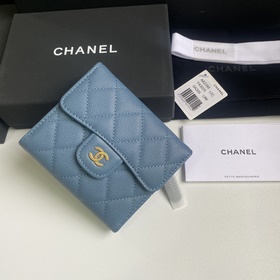 CHANEL Классический короткий кошелек с тремя складками, модель A