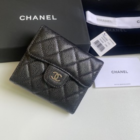 CHANEL Классический короткий кошелек с тремя складками, модель A