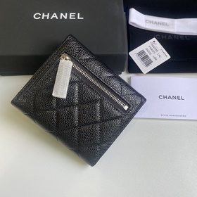 CHANEL Классический короткий кошелек с тремя складками, модель A