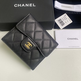 CHANEL Классический короткий кошелек с тремя складками, модель A