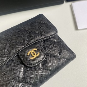 CHANEL Классический короткий кошелек с тремя складками, модель A