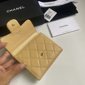 CHANEL Классический короткий кошелек с тремя складками, модель A