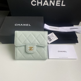 CHANEL Классический короткий кошелек с тремя складками, модель A