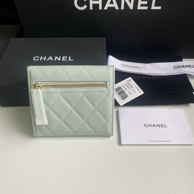 CHANEL Классический короткий кошелек с тремя складками, модель A