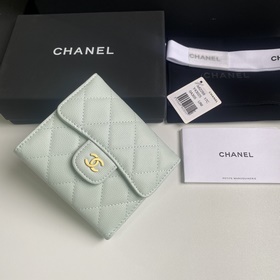 CHANEL Классический короткий кошелек с тремя складками, модель A