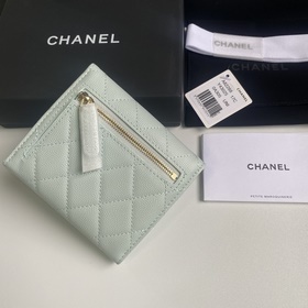 CHANEL Классический короткий кошелек с тремя складками, модель A