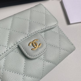 CHANEL Классический короткий кошелек с тремя складками, модель A