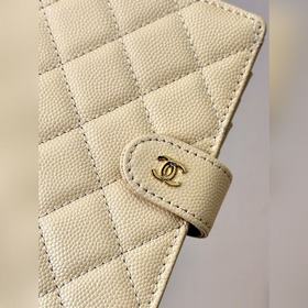 CHANEL 96066 Желтый Яркий цвет, который делает вас моложе и энерг