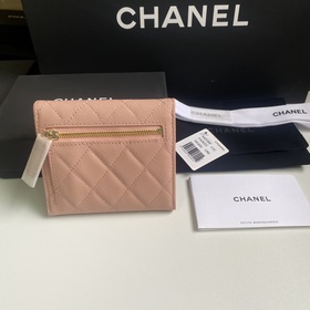 CHANEL Классический короткий кошелек с тремя складками, модель A