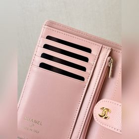 CHANEL 96066 Розовый с шариковым узором Нежно-розовый цвет являет
