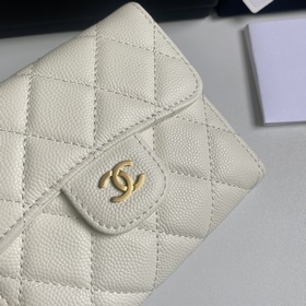 CHANEL Классический короткий кошелек с тремя складками, модель A