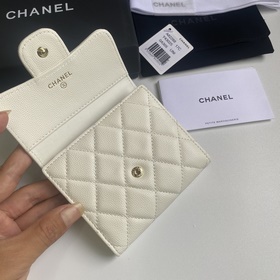 CHANEL Классический короткий кошелек с тремя складками, модель A