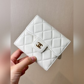 CHANEL 82288, доступно в семи цветах