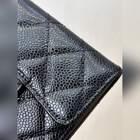 CHANEL 82288 Кожа с узором «икра», верхний слой, четкая текстура,