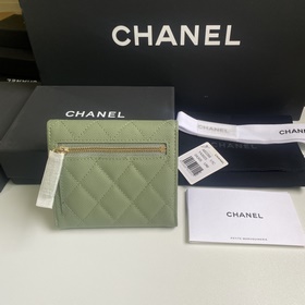 CHANEL Классический короткий кошелек с тремя складками, модель A
