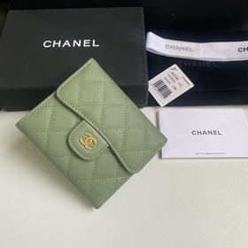 CHANEL Классический короткий кошелек с тремя складками, модель A