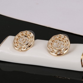 Chanel Серьги-гвоздики, высококачественная индивидуальная изготов