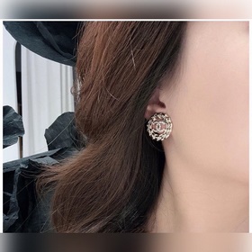 Chanel Серьги-гвоздики, высококачественная индивидуальная изготов