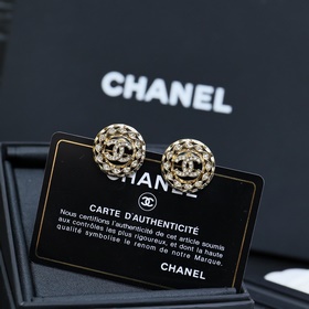 [Chanel прозрачные серьги-гвоздики в форме волн] Невероятно попул