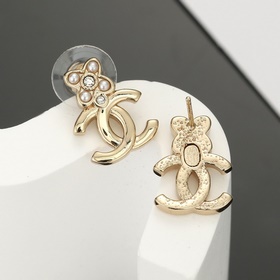 Chanel серьги-гвоздики, точная копия оригинала, высококачественна