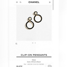 CHANEL Chanel прозрачные серьги-кольца с буквами пользуются больш