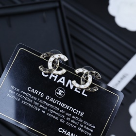 Chanel популярные ретро-серьги с двойным логотипом C из черного и