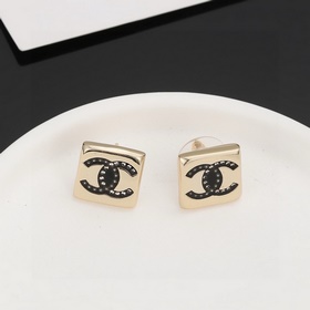 Квадратные серьги Chanel, роскошный стиль, великолепный и красивы